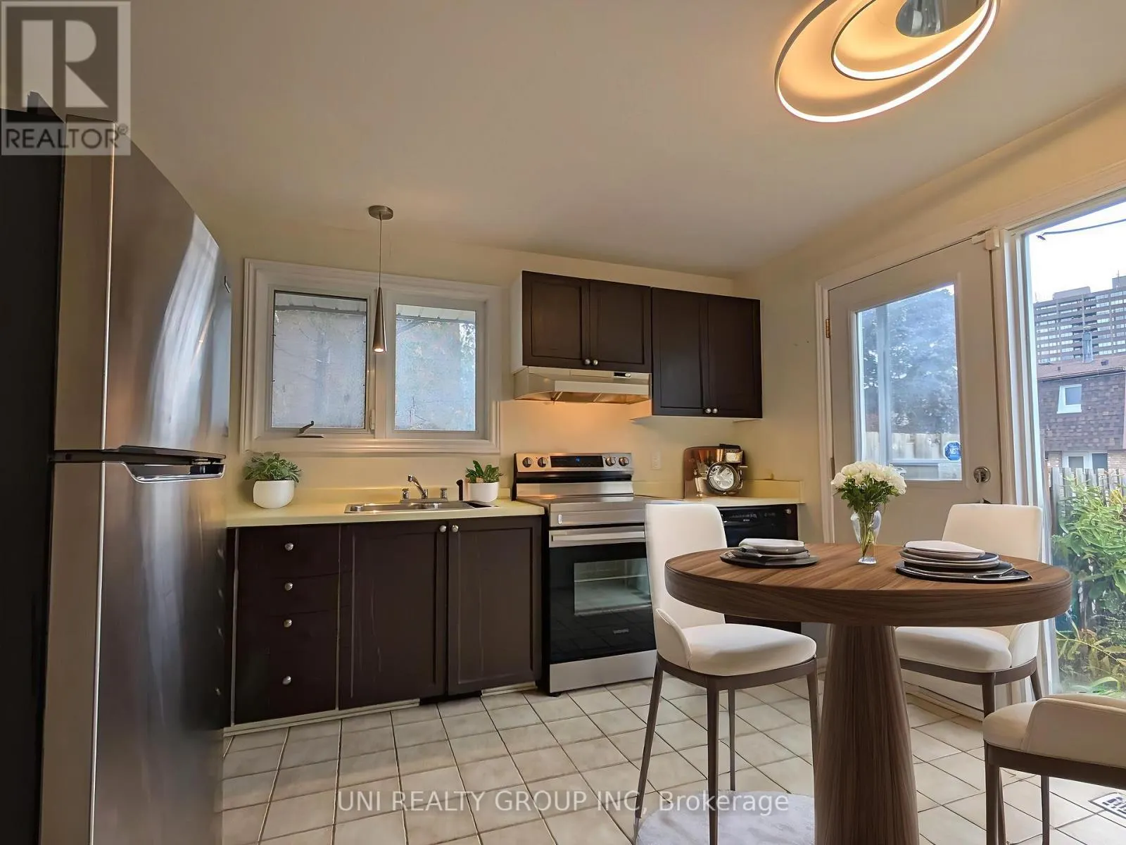 180 - 3310 SOUTHGATE ROAD