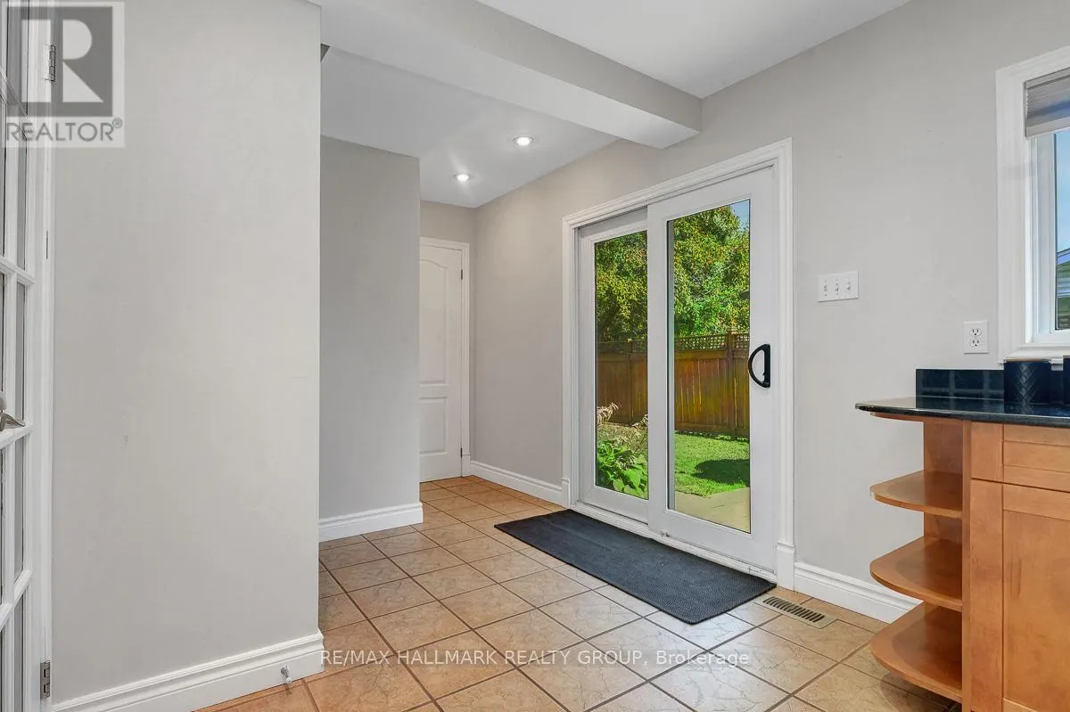 3243 SOUTHGATE ROAD