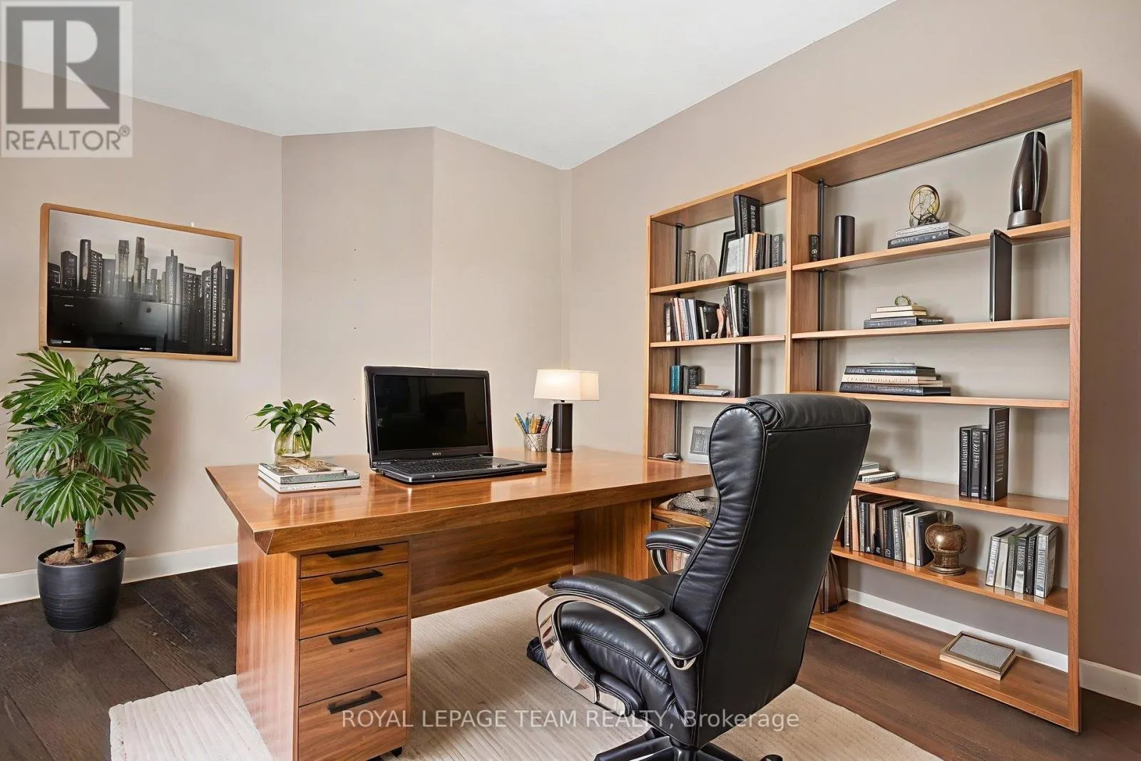 5386 MANSEL CRESCENT