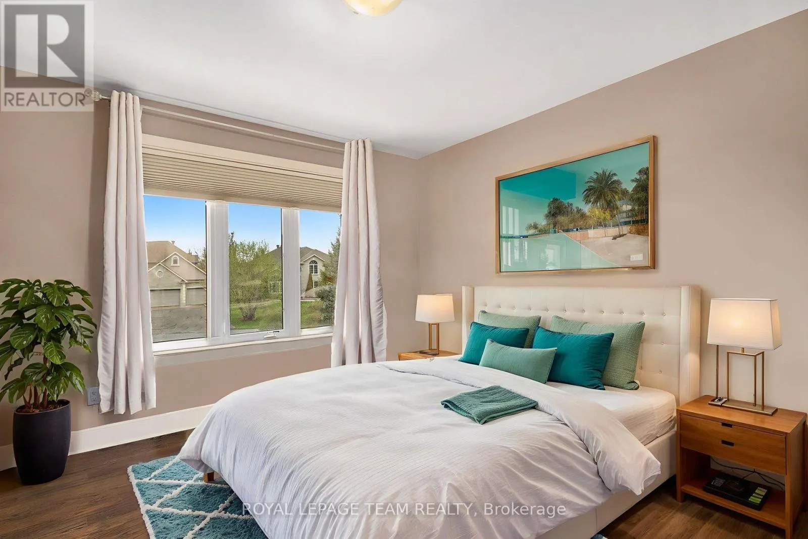 5386 MANSEL CRESCENT