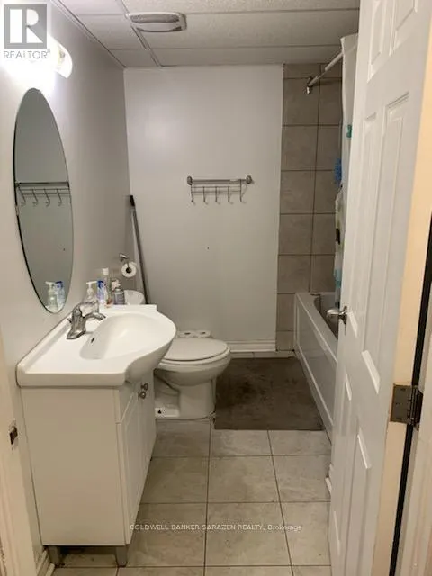 UNIT# B - 2663 PRISCILLA STREET