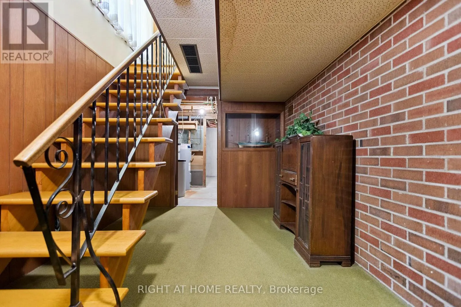 11 RIVERVIEW TERRACE