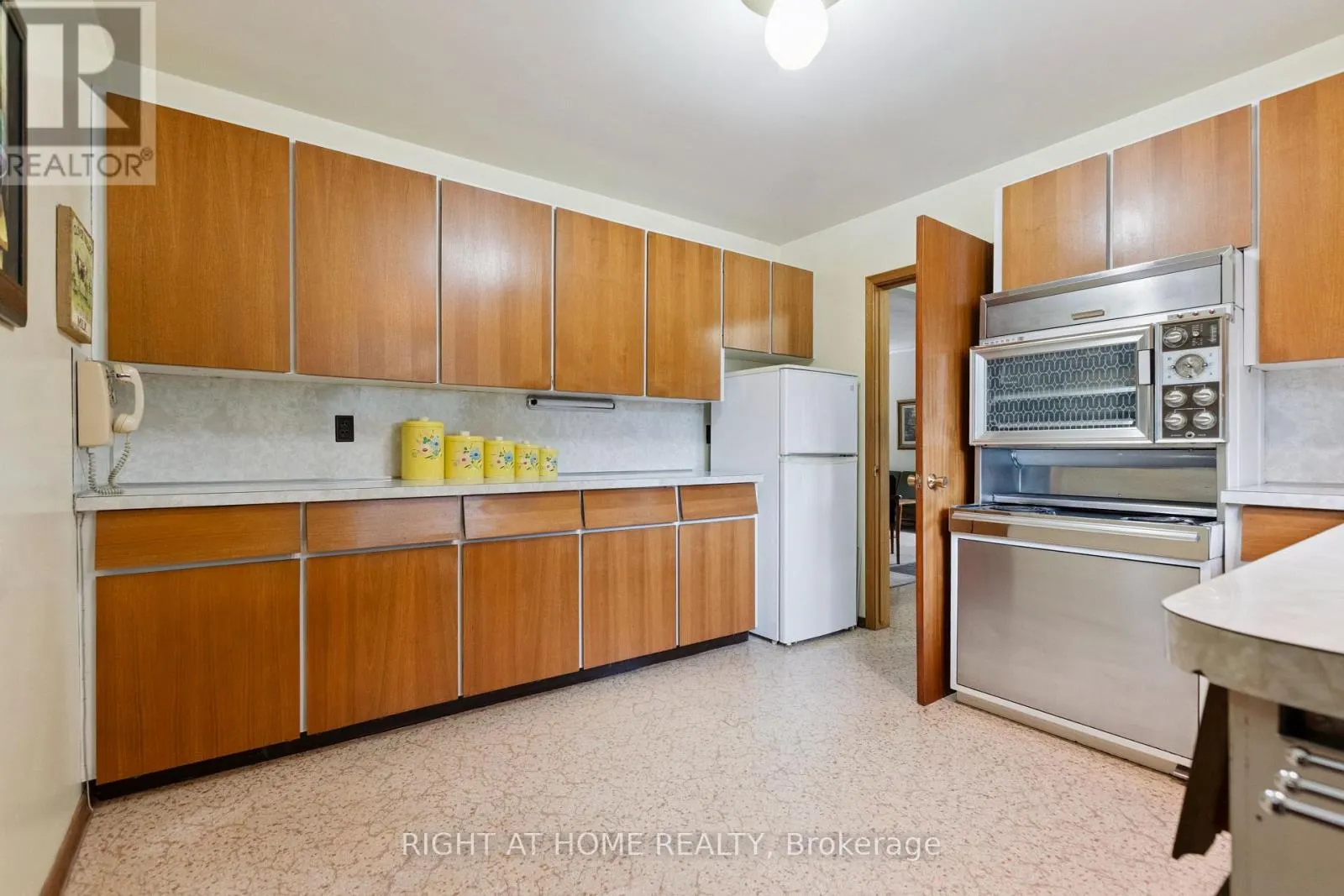 11 RIVERVIEW TERRACE