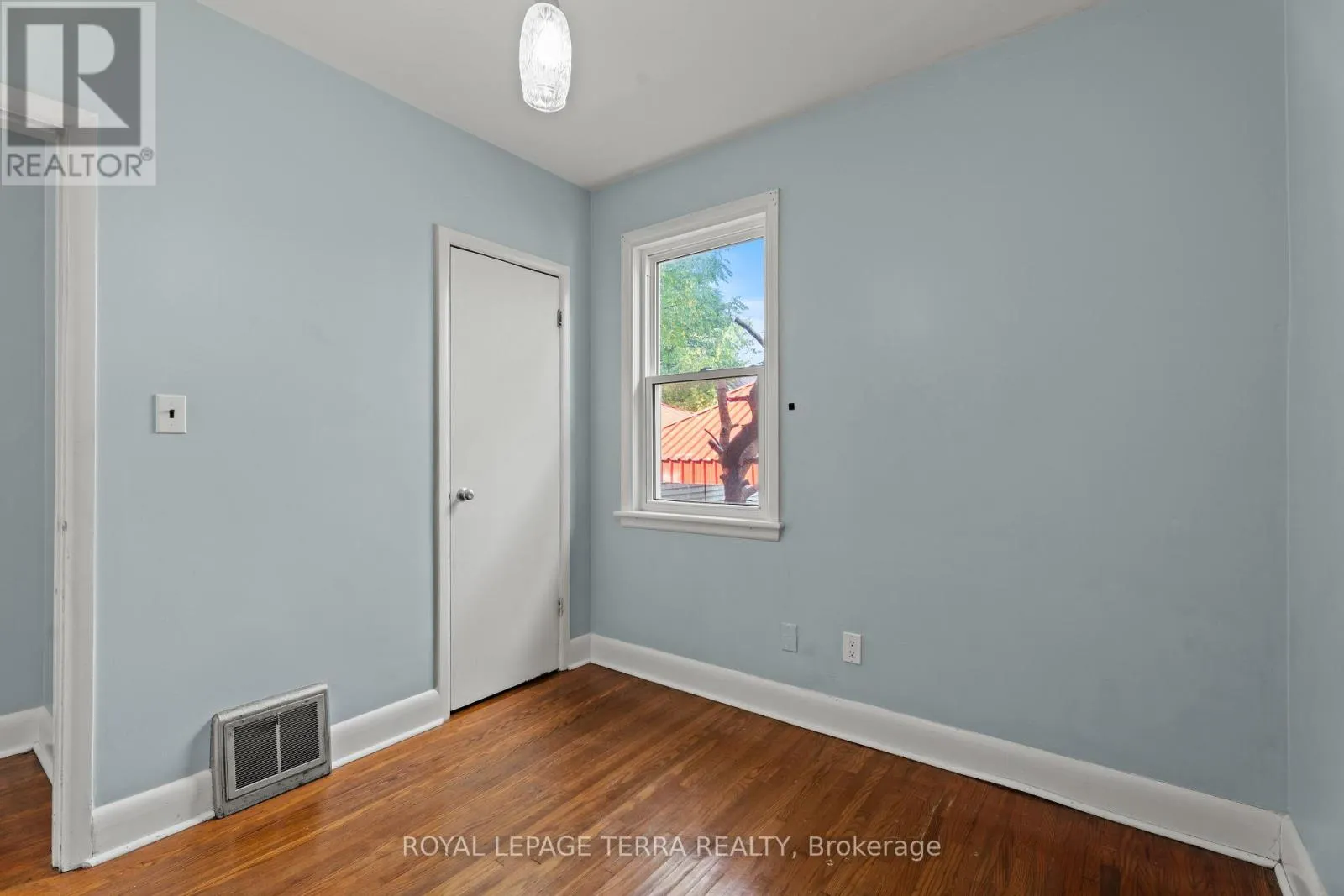 278 EAST 34TH STREET