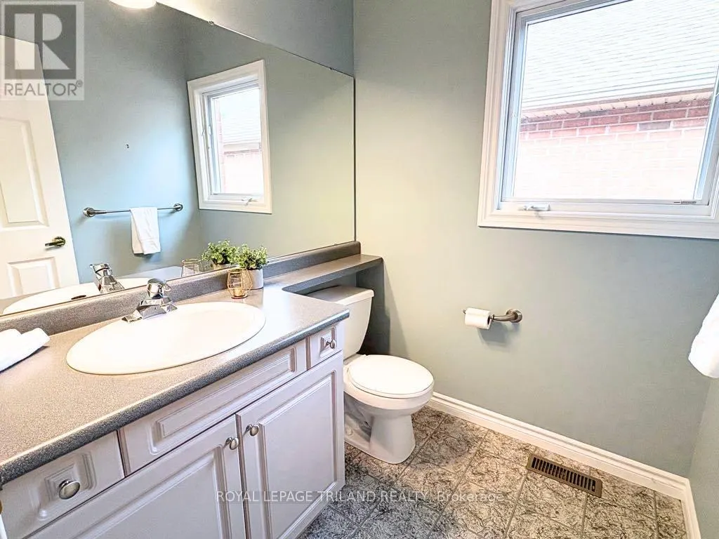 7 - 10 CADEAU TERRACE, #7