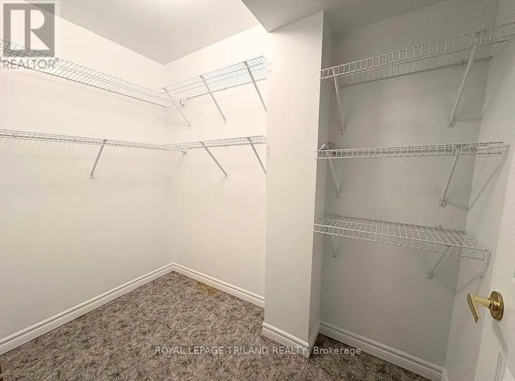 7 - 10 CADEAU TERRACE, #7
