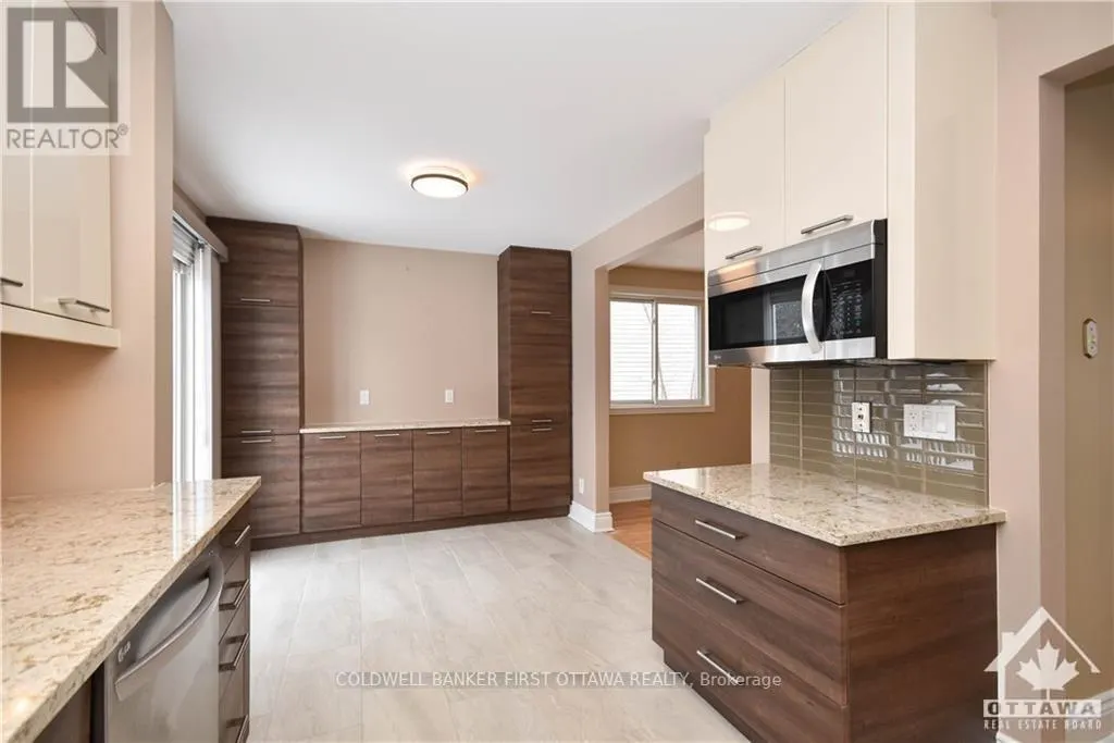 1883 DES PRAIRIES AVENUE