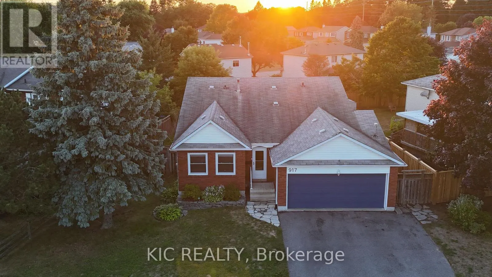 917 CHIPPING PARK BOULEVARD