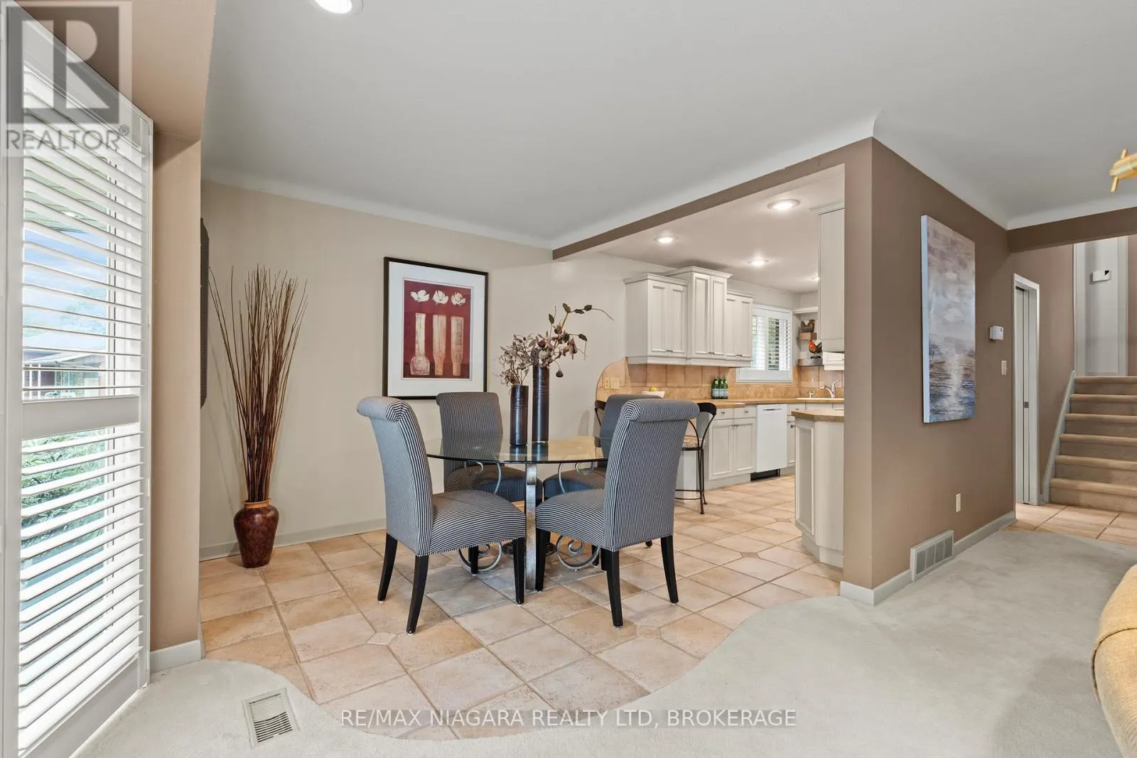 22 ROYAL YORK ROAD