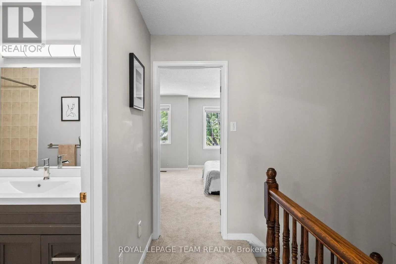 21 UPNEY DRIVE