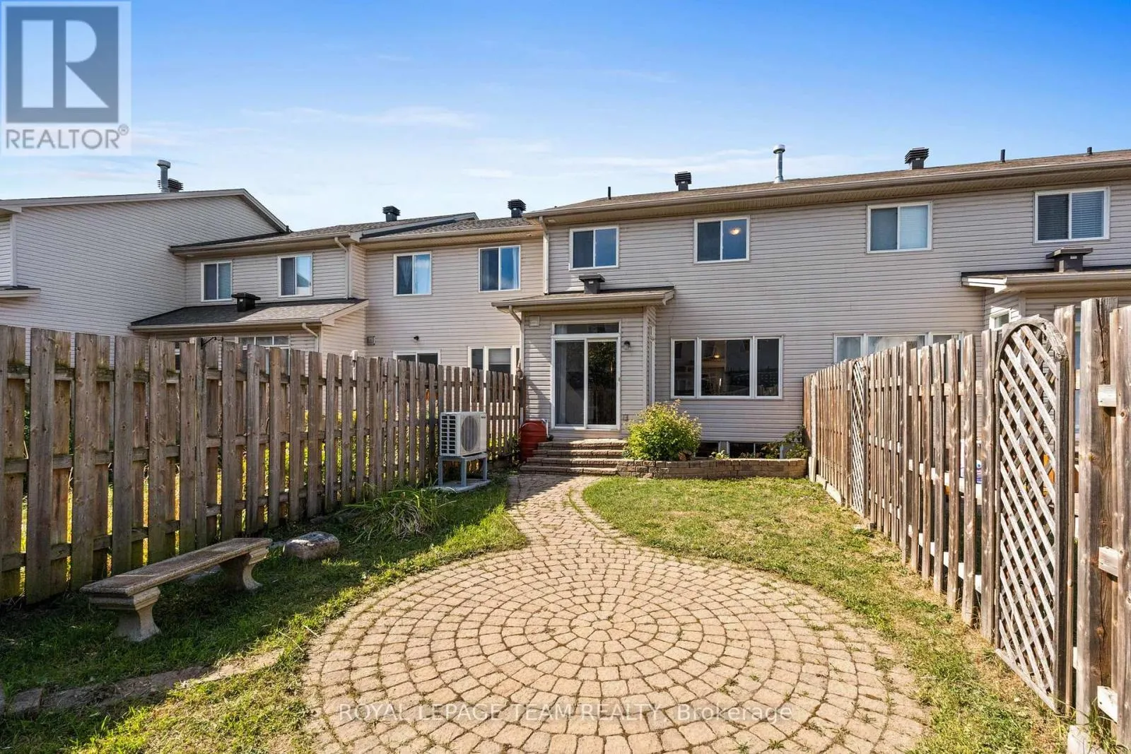 21 UPNEY DRIVE