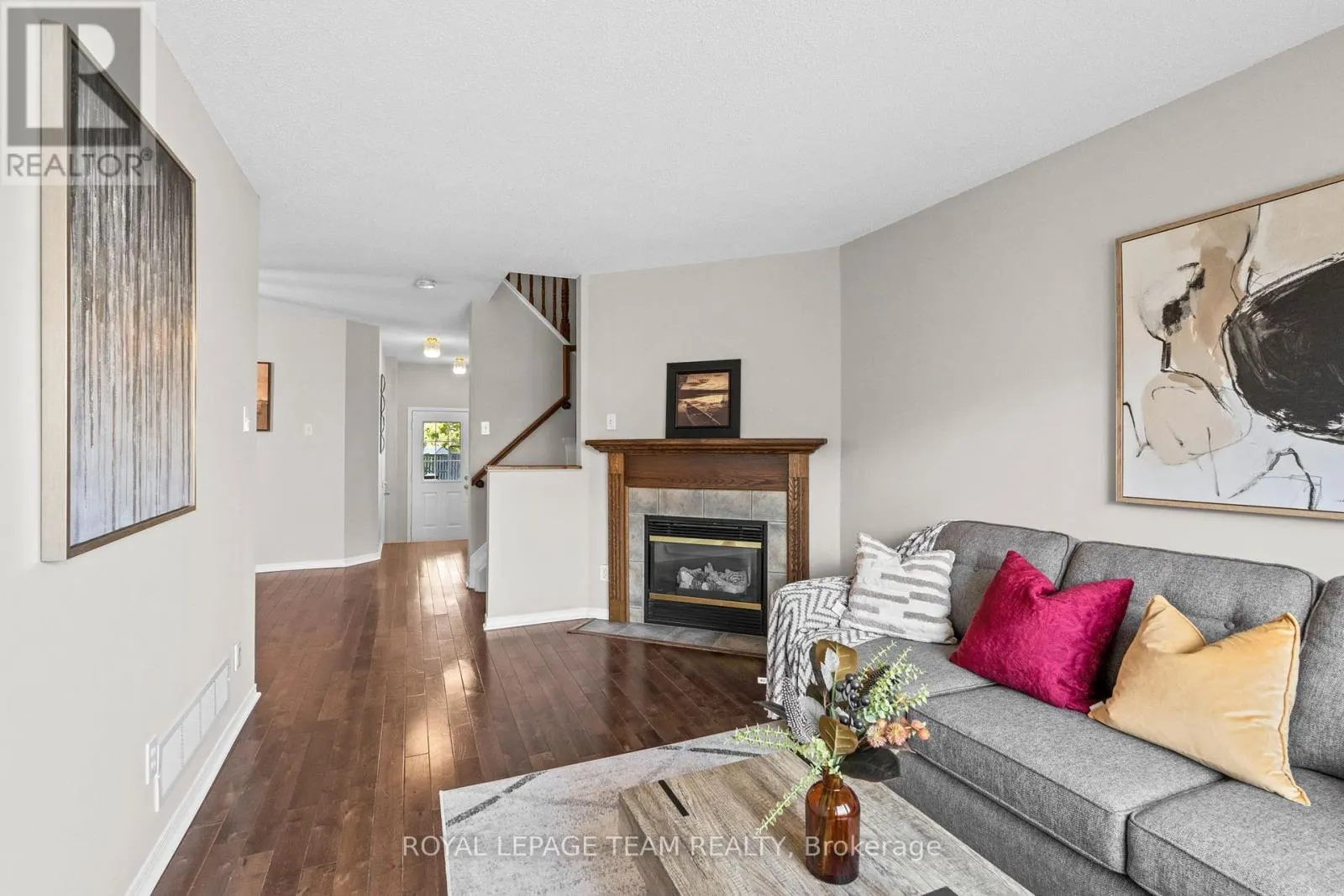 21 UPNEY DRIVE