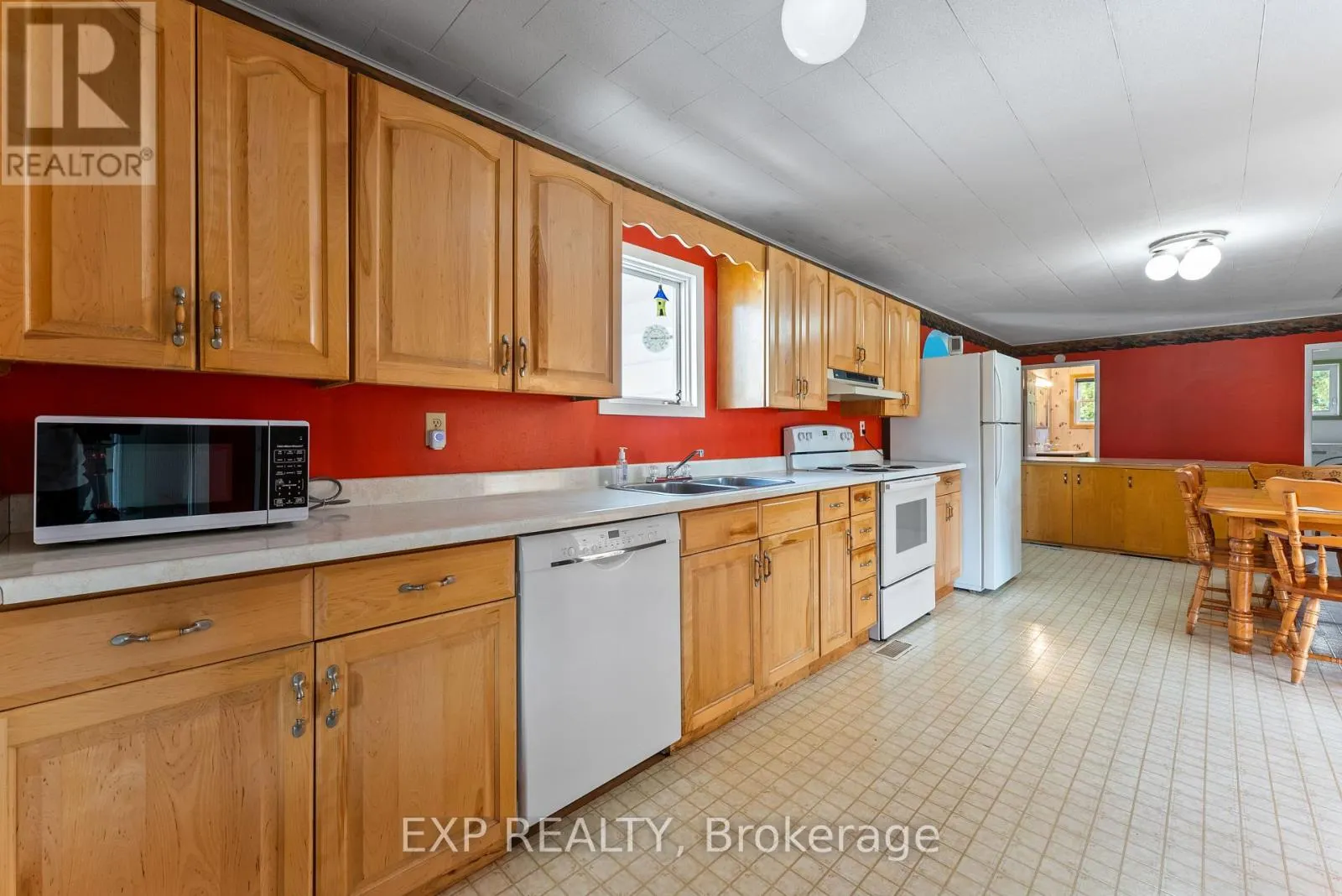 27 BELLEVILLE ROAD