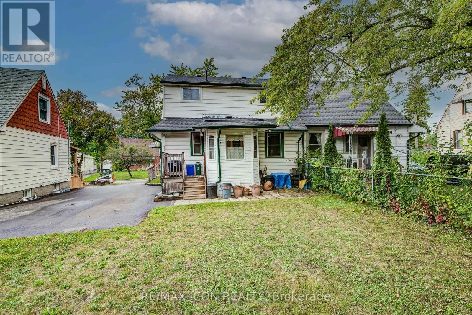 105 LORNE CRESCENT