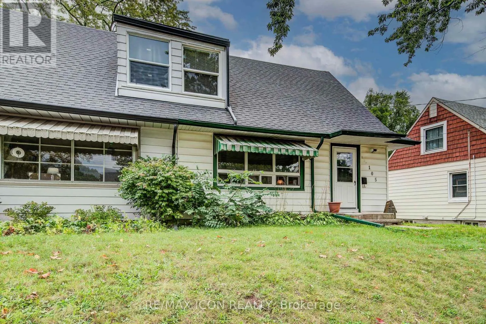 105 LORNE CRESCENT