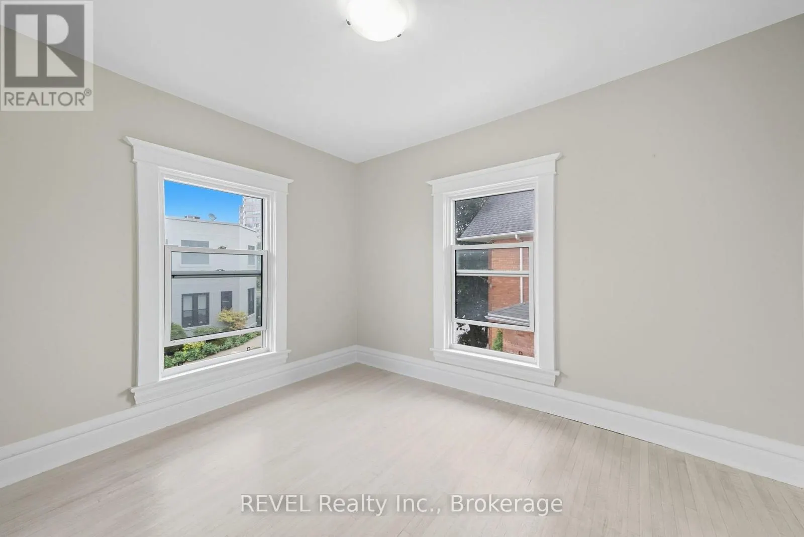 14 BOND STREET