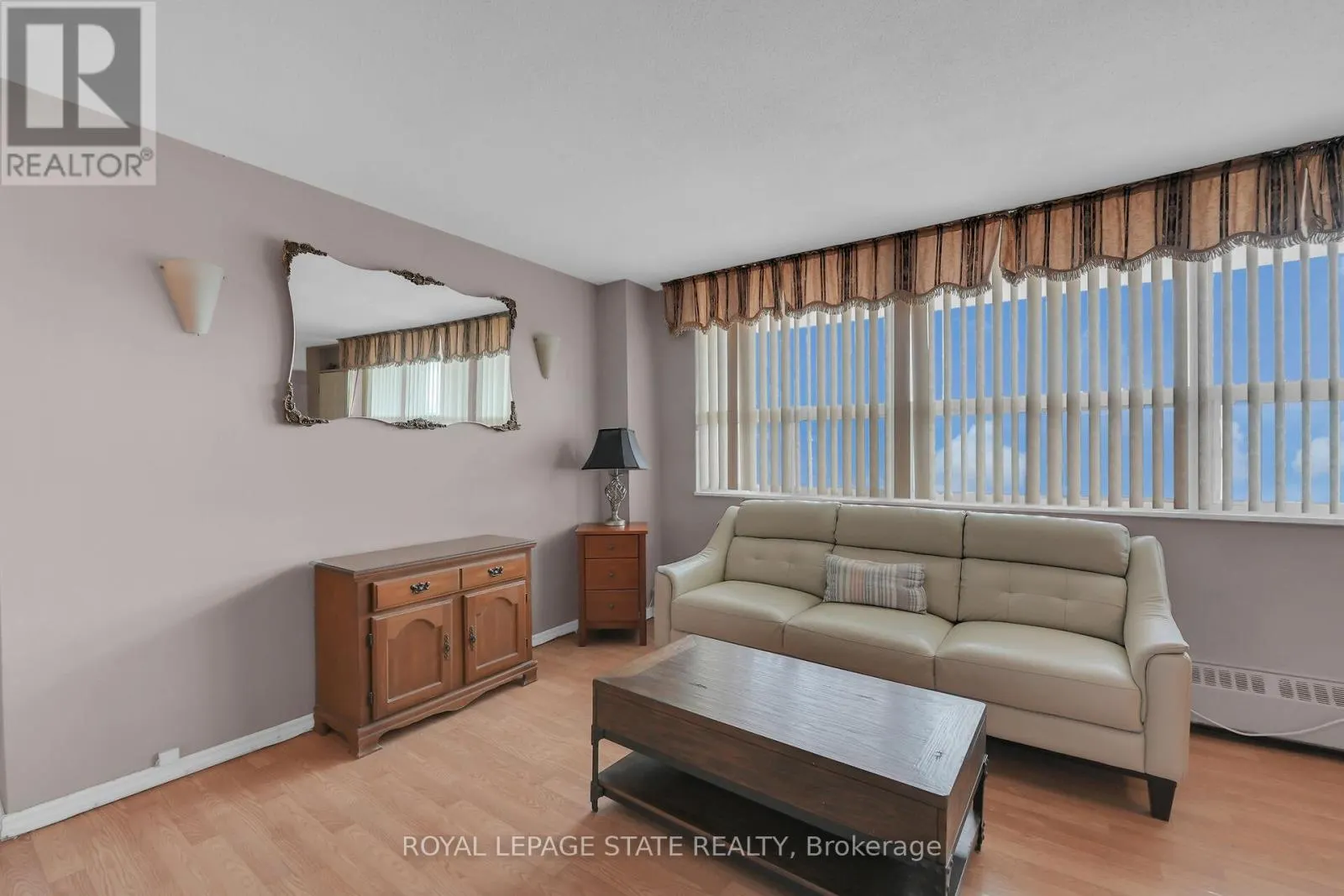 605 - 15 ALBRIGHT ROAD