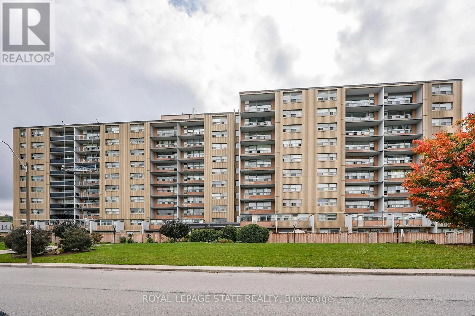 605 - 15 ALBRIGHT ROAD
