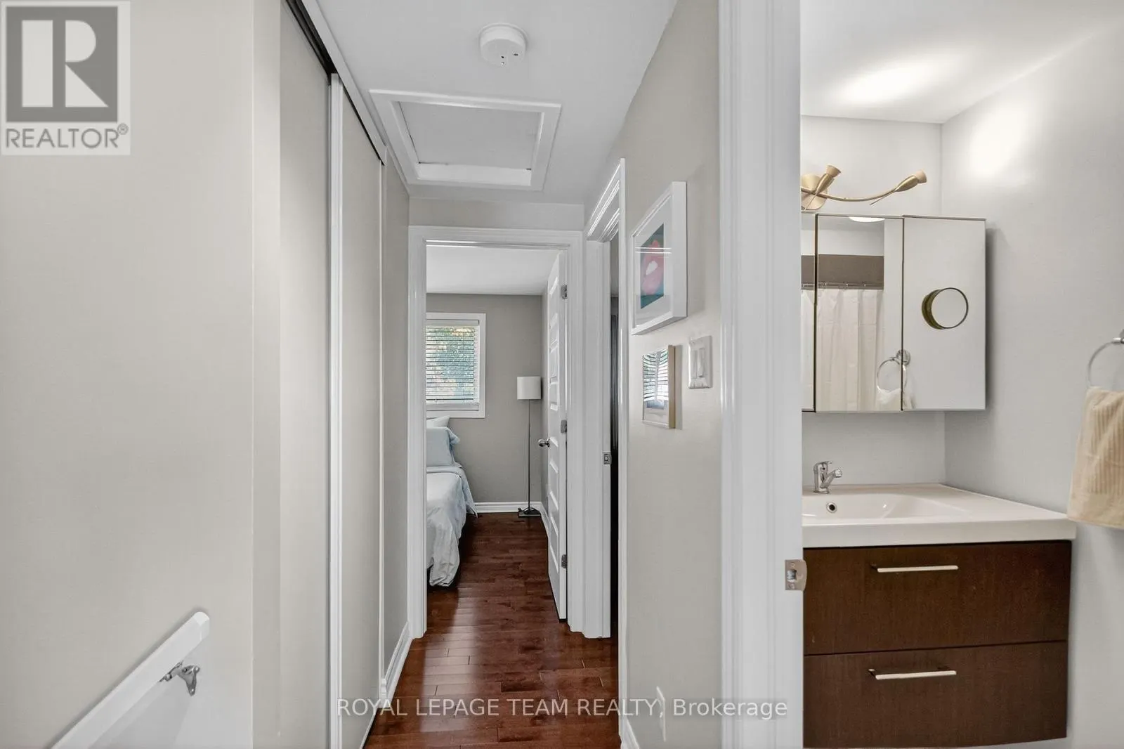 1E SEYTON DRIVE