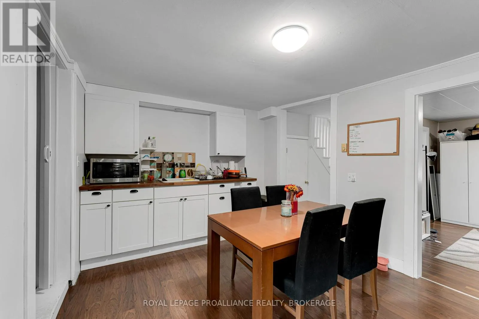 318 SYDENHAM STREET