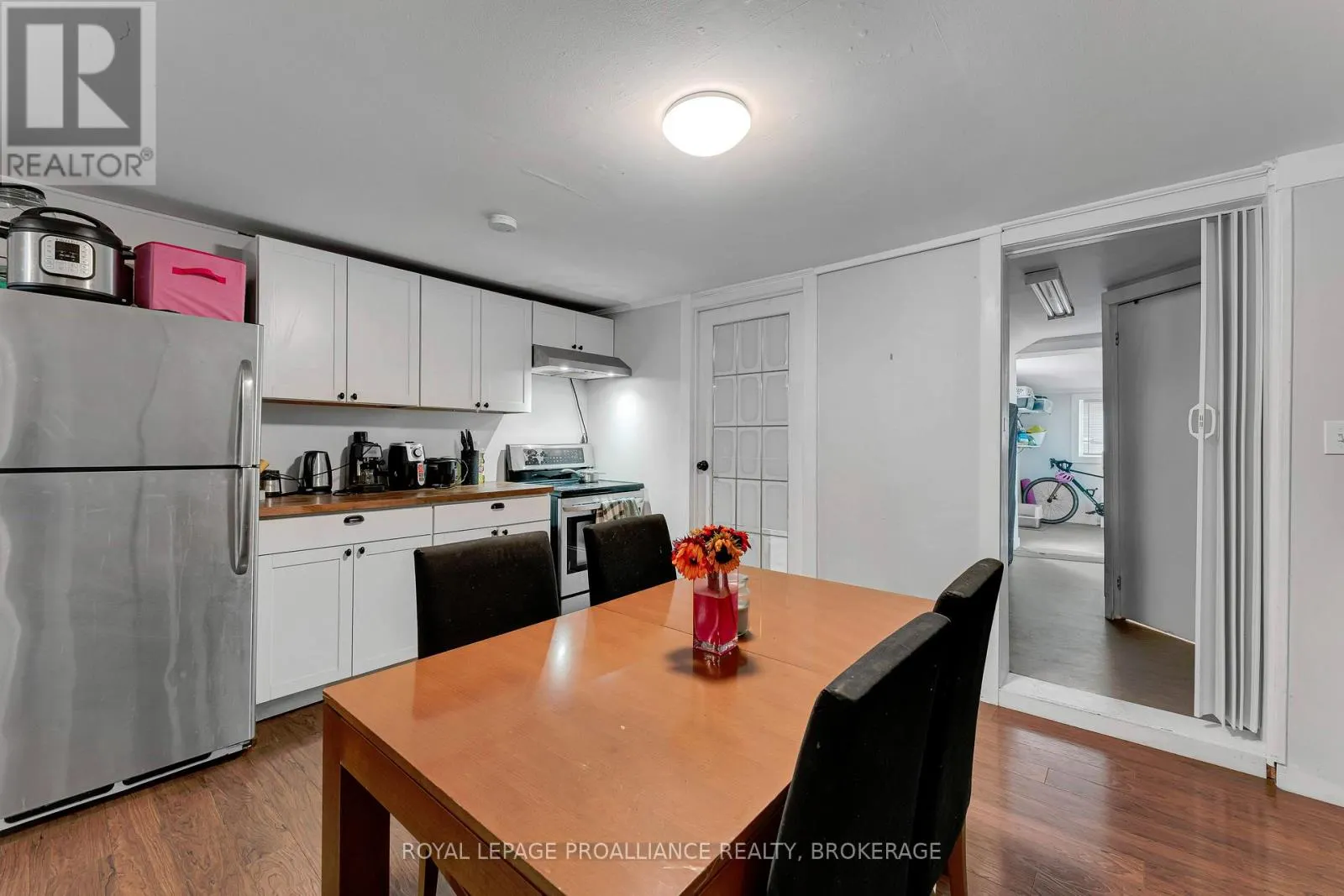 318 SYDENHAM STREET