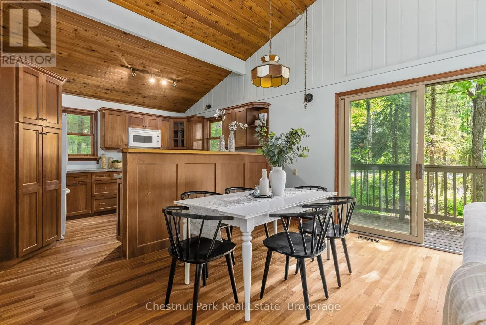 115 WOODLAND DRIVE