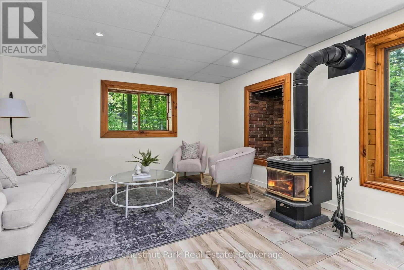 115 WOODLAND DRIVE