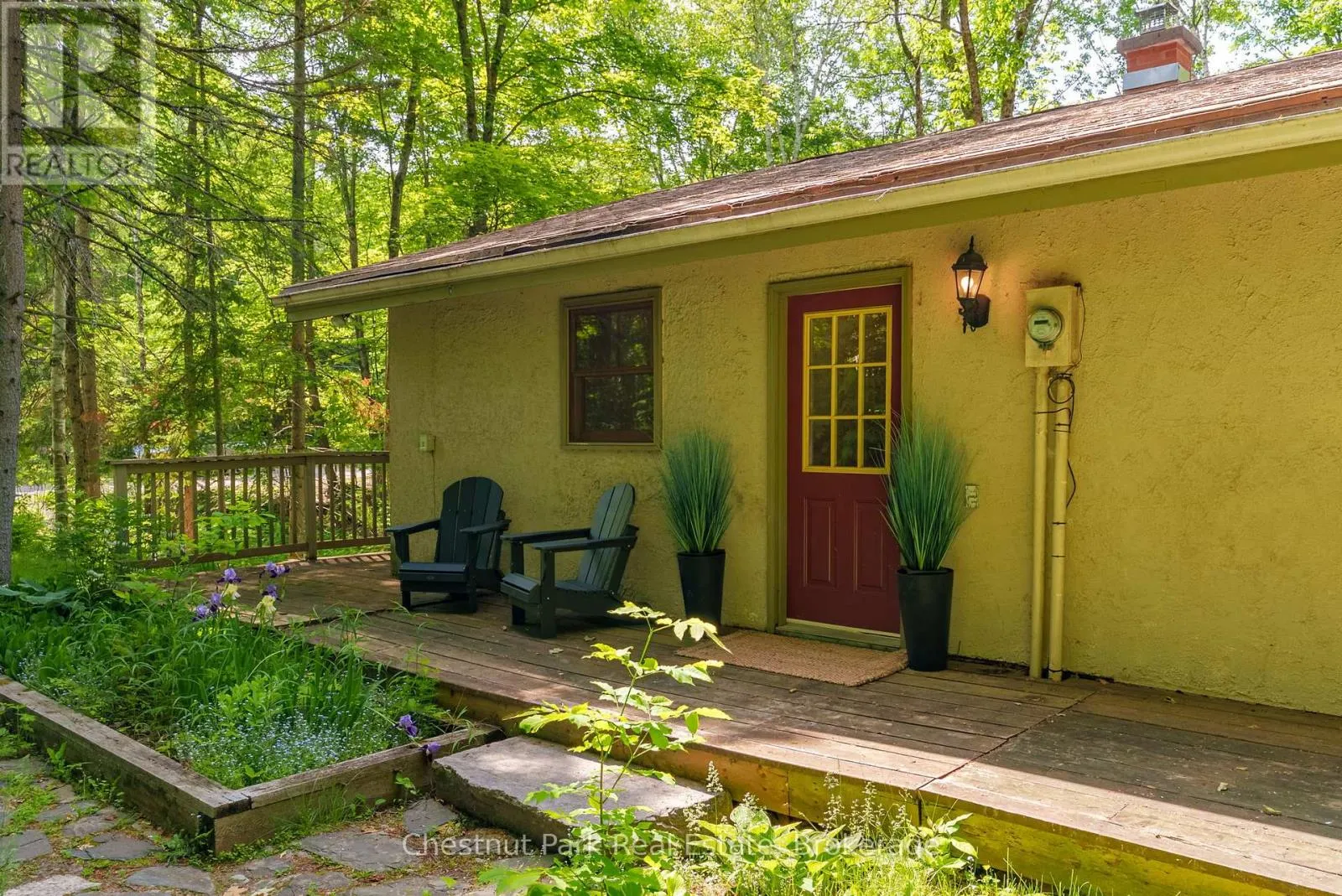 115 WOODLAND DRIVE