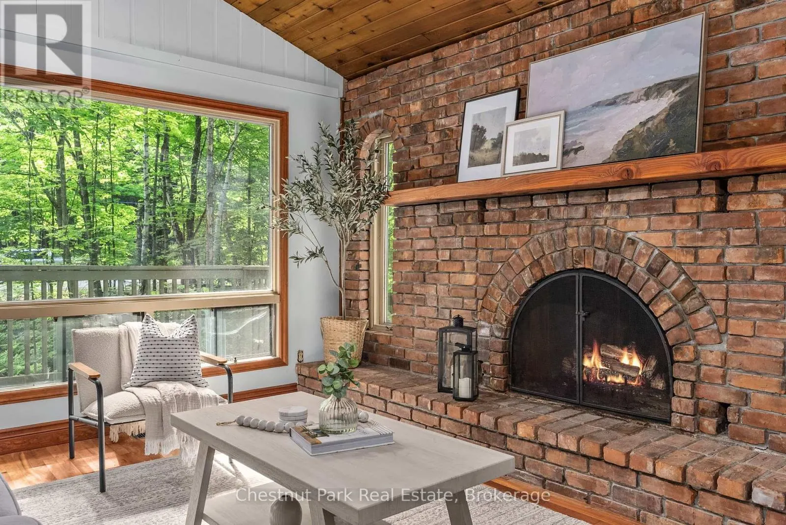 115 WOODLAND DRIVE