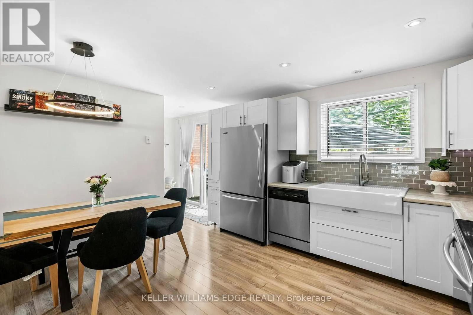 55 EAST 22ND STREET
