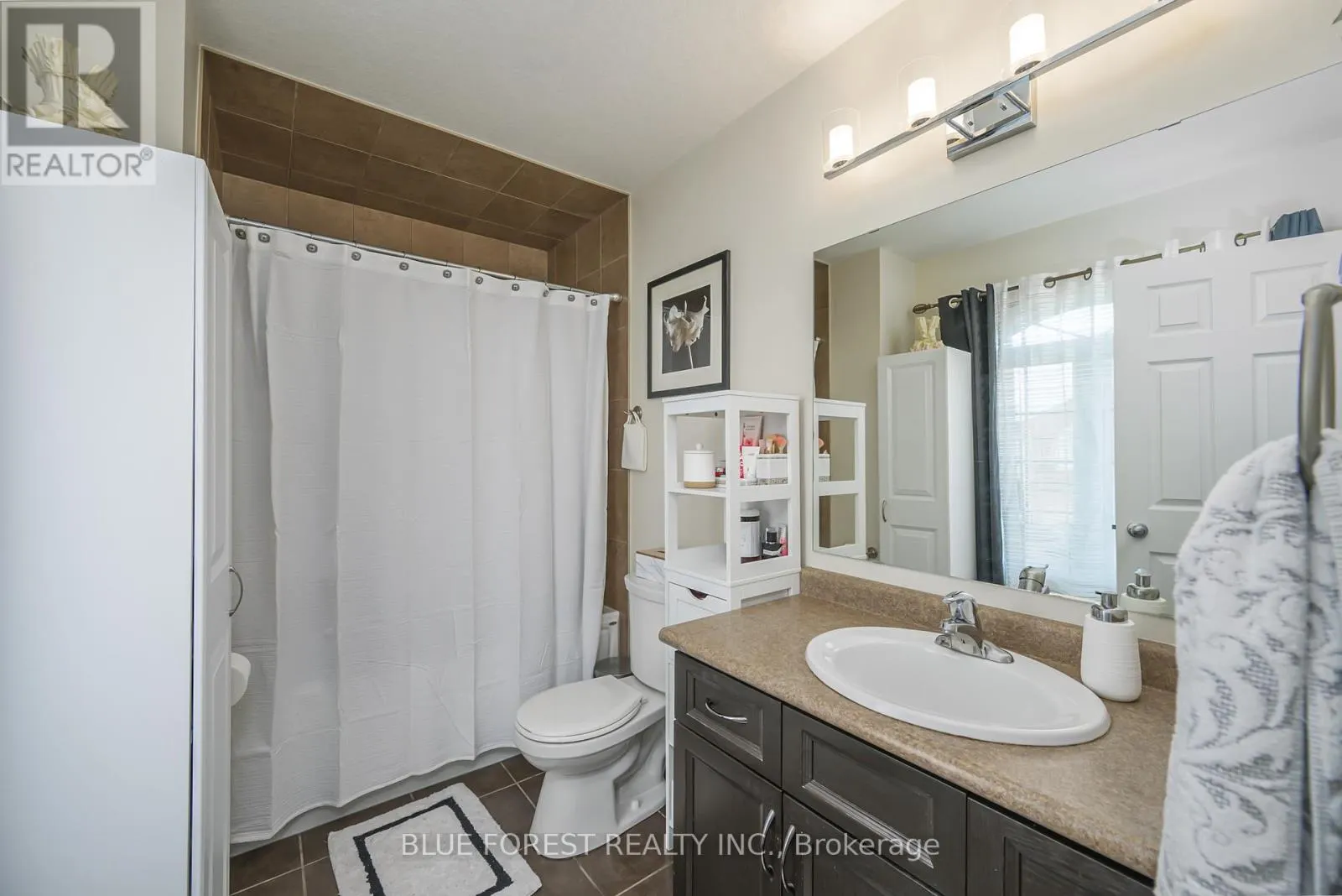 2875 LEMIEUX WALK