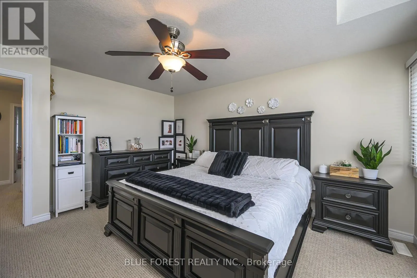 2875 LEMIEUX WALK