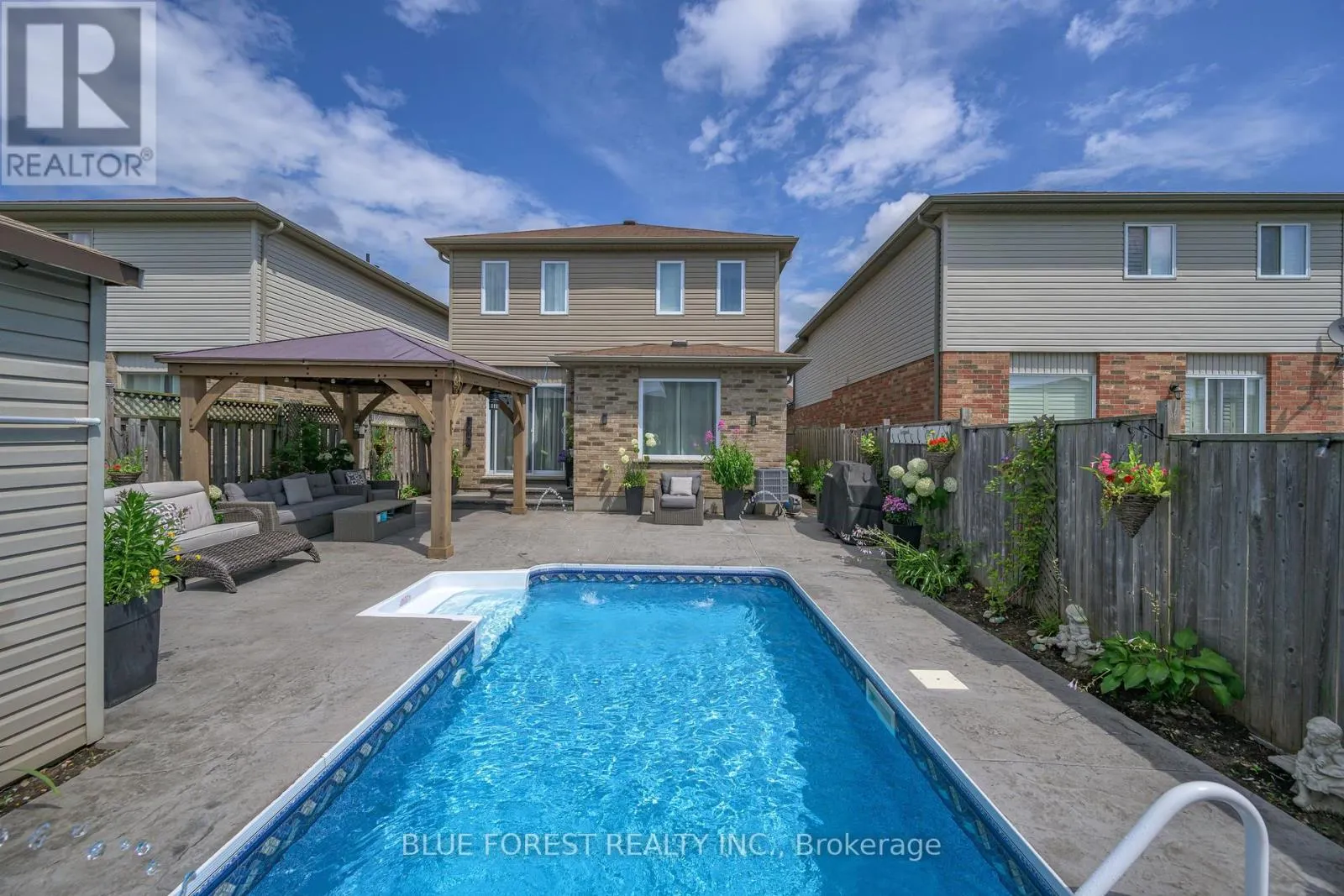 2875 LEMIEUX WALK