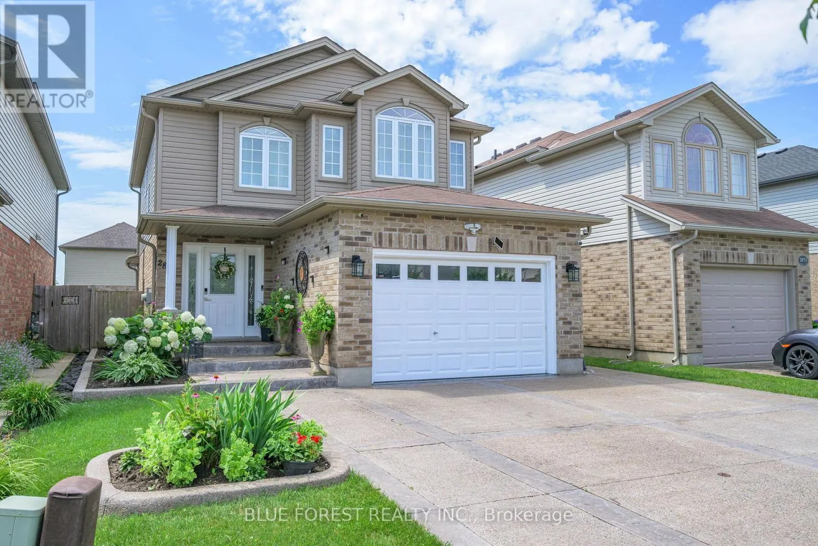 2875 LEMIEUX WALK