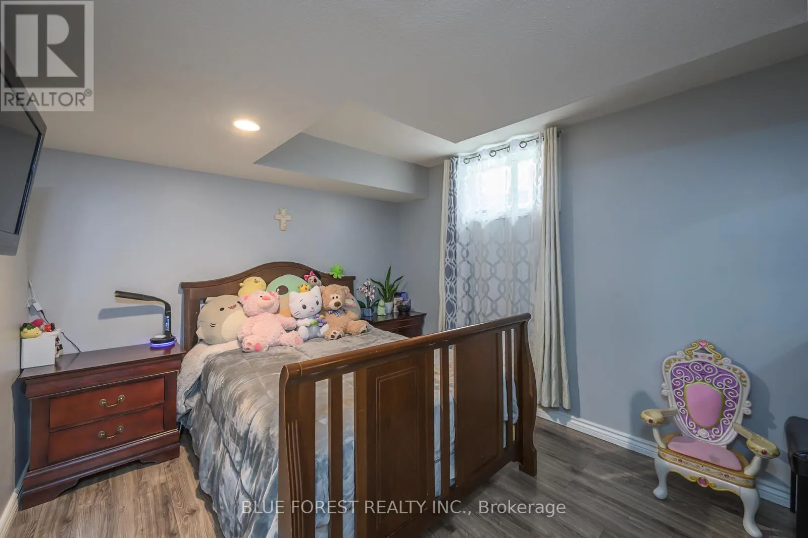 2875 LEMIEUX WALK