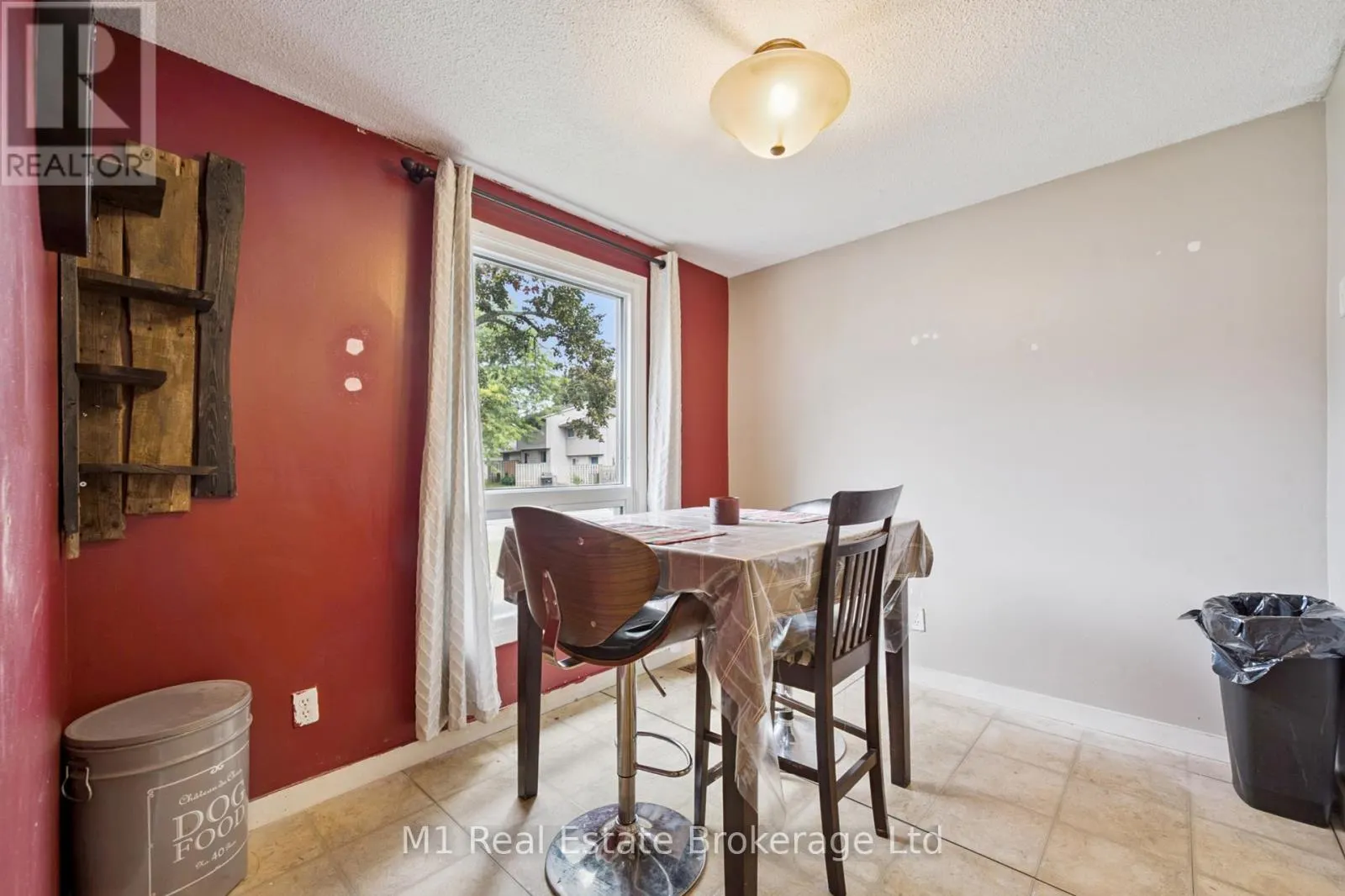 13 - 700 PAISLEY ROAD, #13