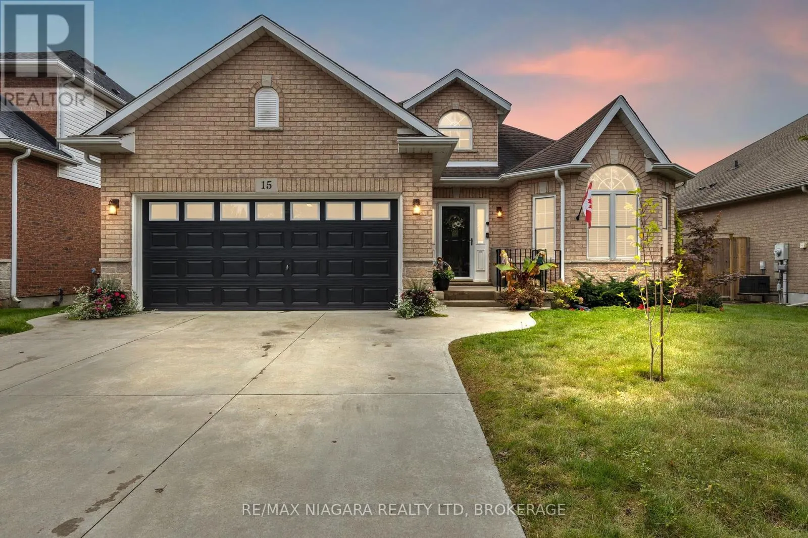 15 LORETTA DRIVE