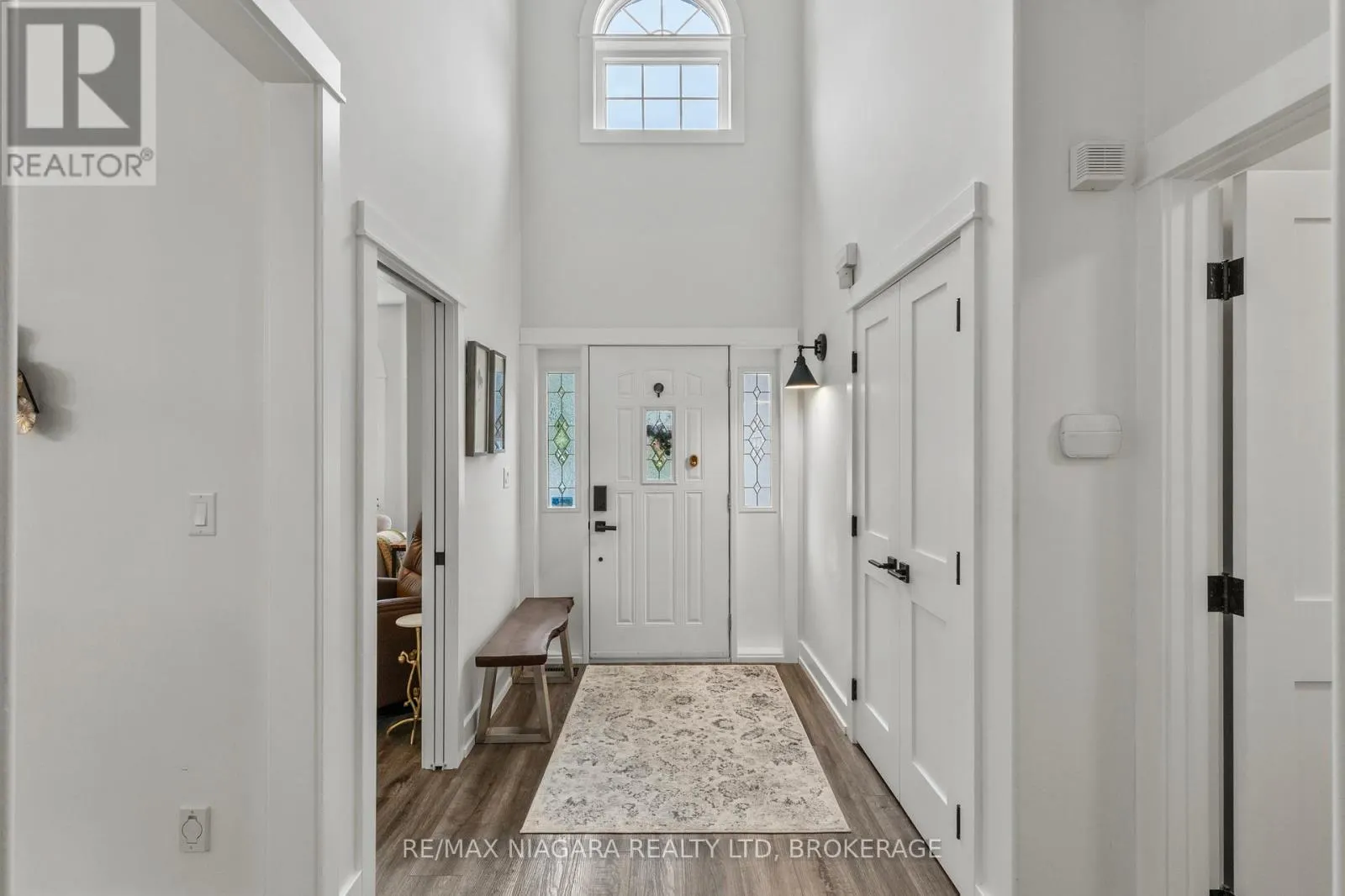 15 LORETTA DRIVE