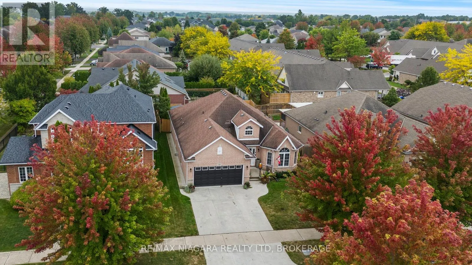15 LORETTA DRIVE