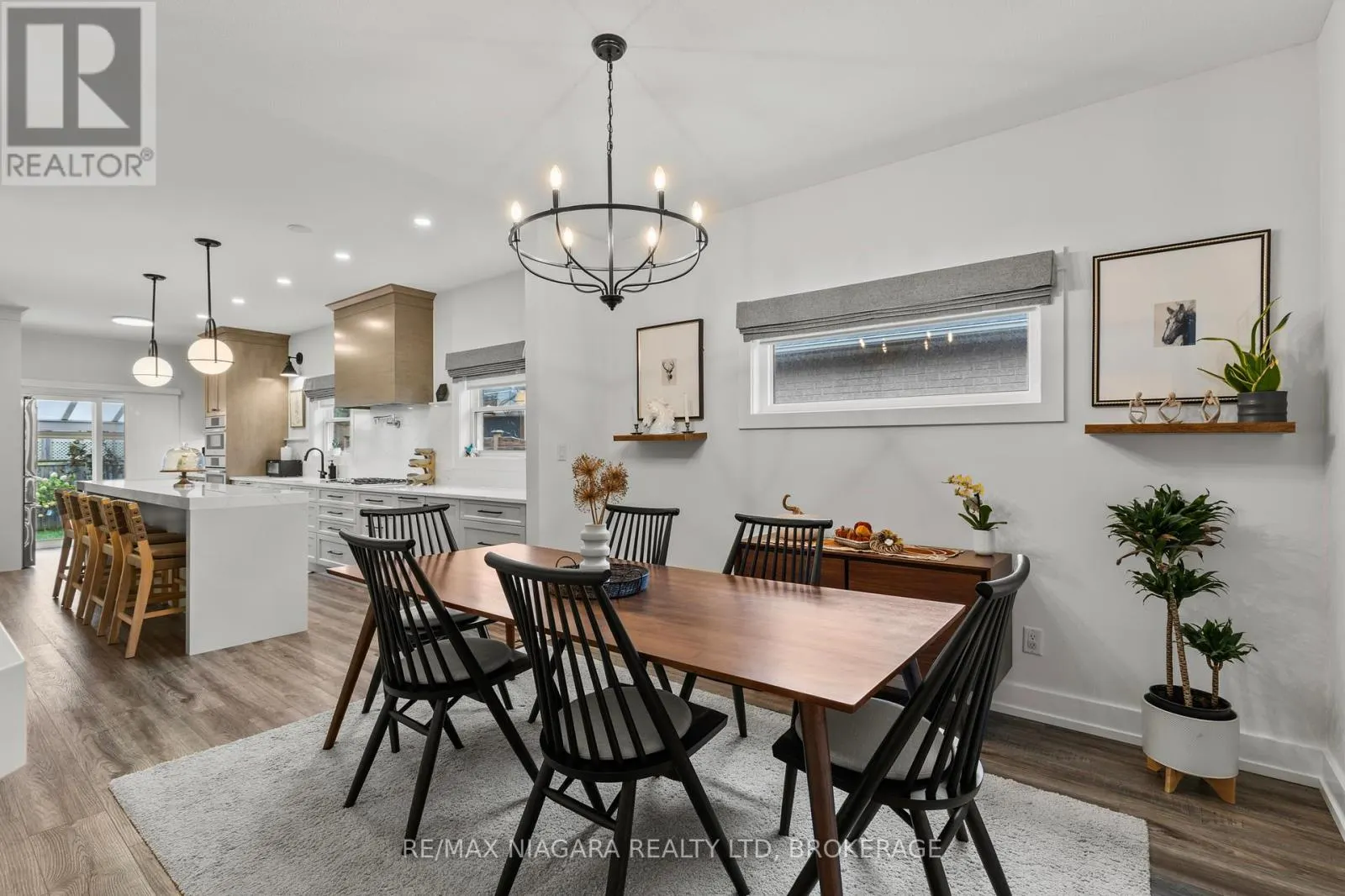 15 LORETTA DRIVE