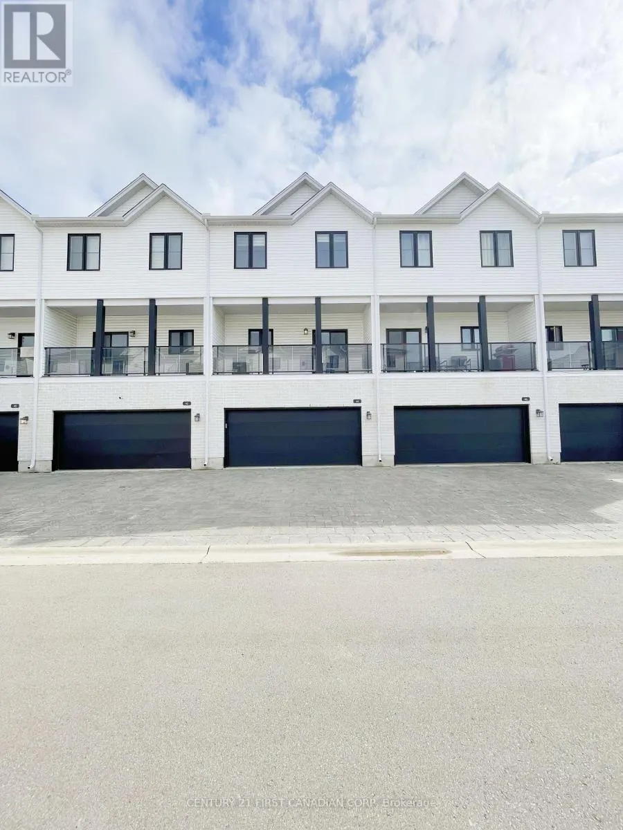 44 - 1781 HENRICA AVENUE, #44
