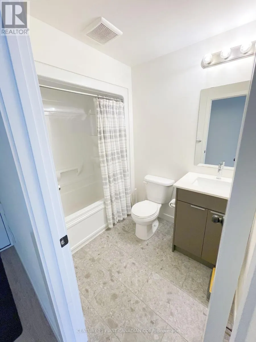 44 - 1781 HENRICA AVENUE, #44