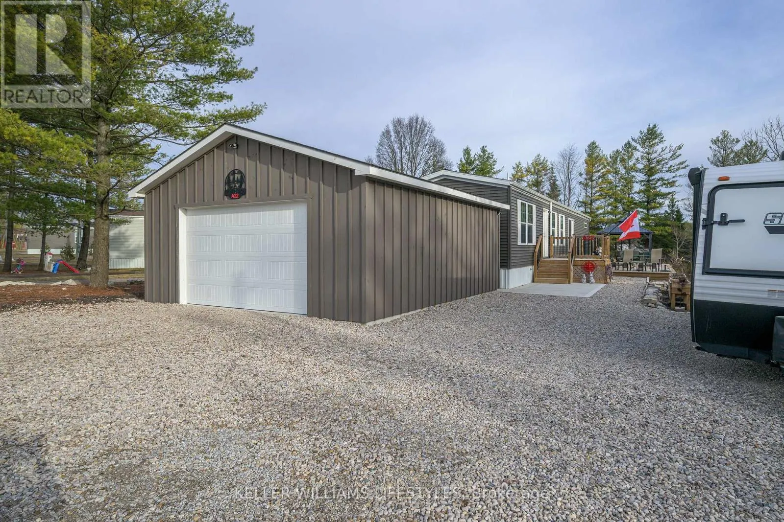 A22 - 4838 SWITZER DRIVE, #A22