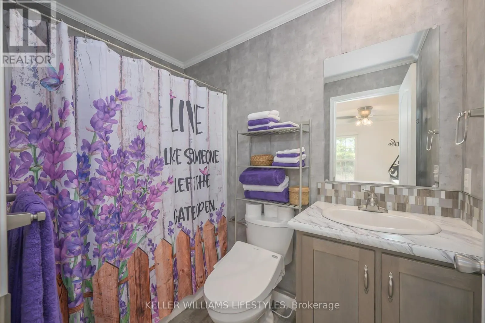 A22 - 4838 SWITZER DRIVE, #A22