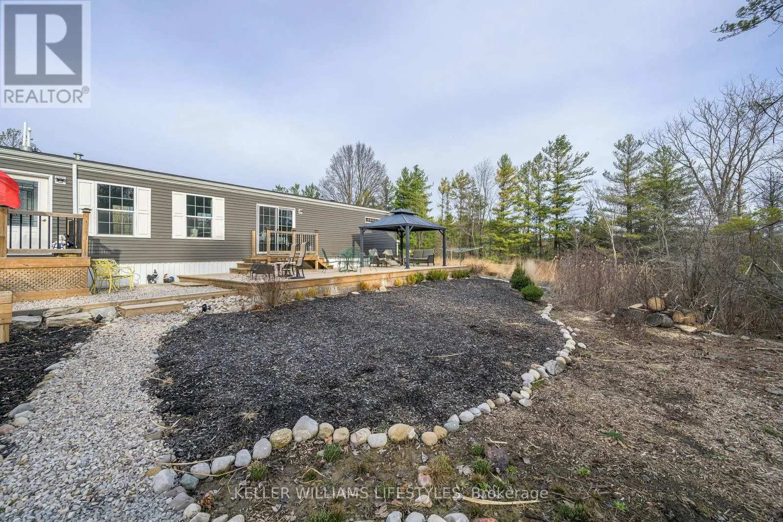 A22 - 4838 SWITZER DRIVE, #A22