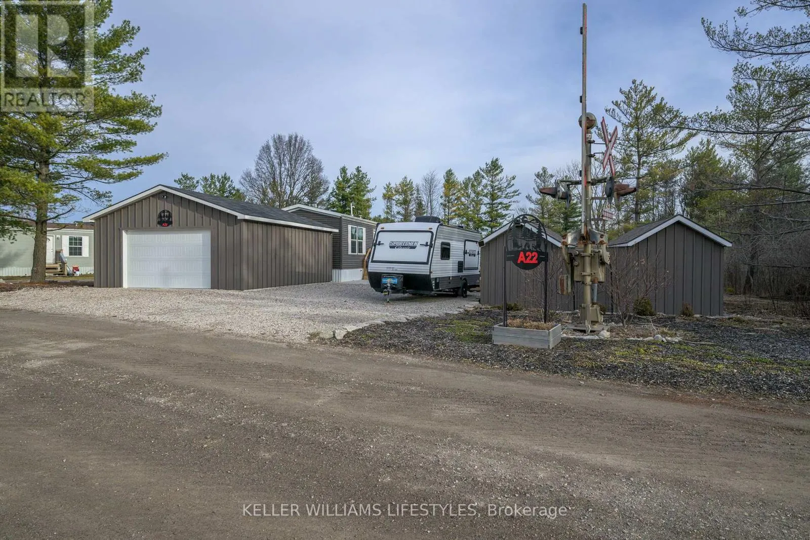 A22 - 4838 SWITZER DRIVE, #A22
