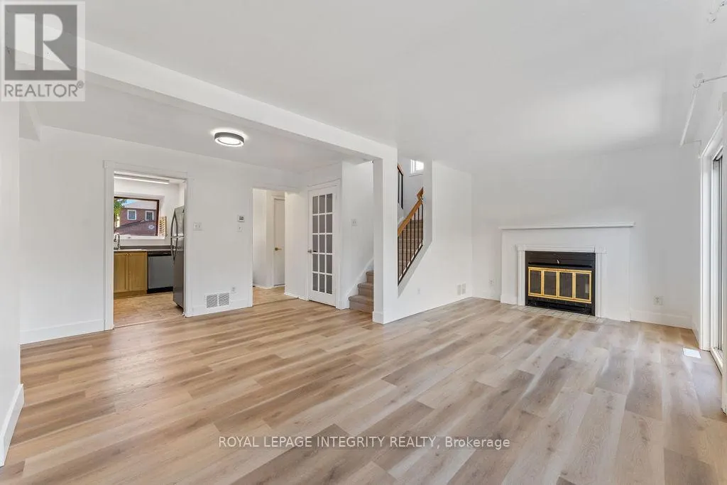 19 HEWITT WAY
