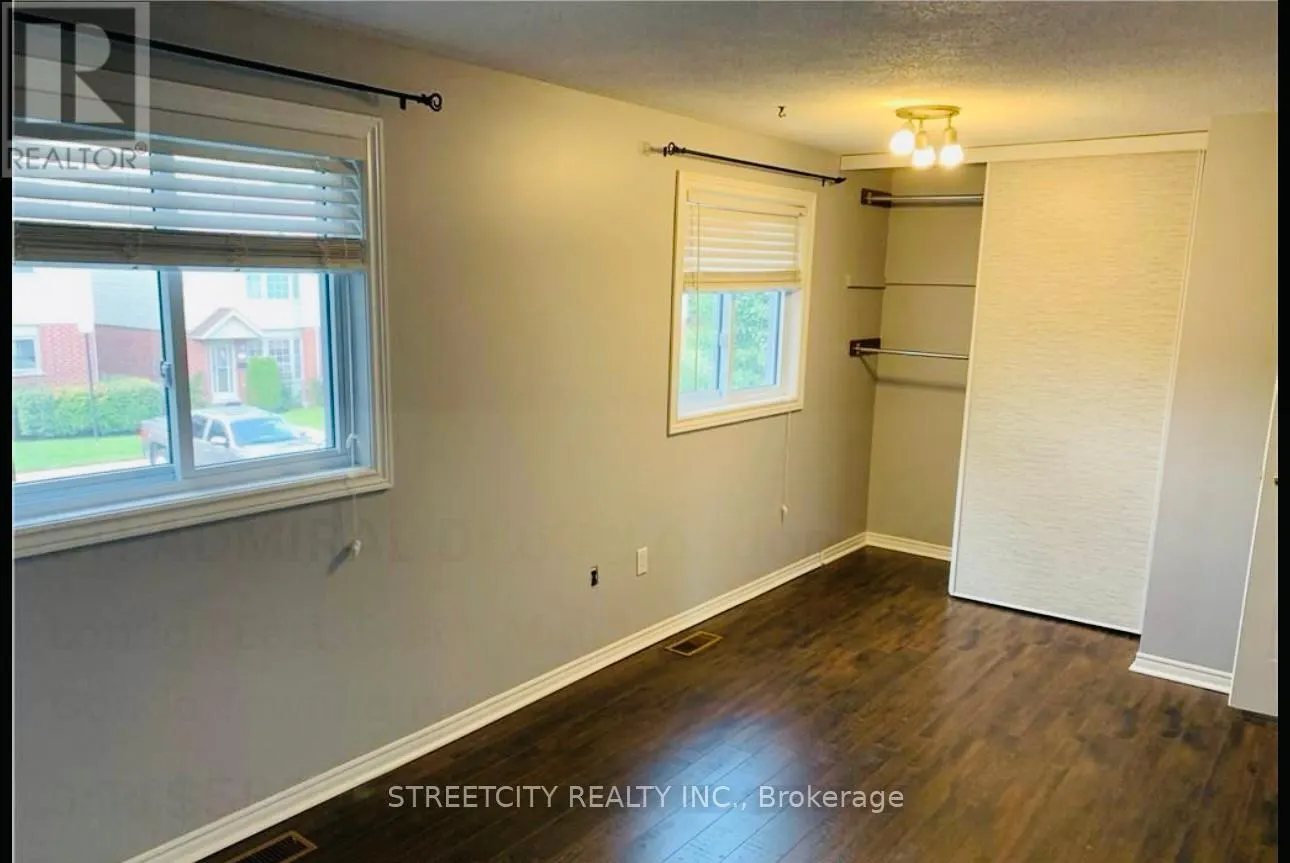 63 - 511 ADMIRAL DRIVE, #63
