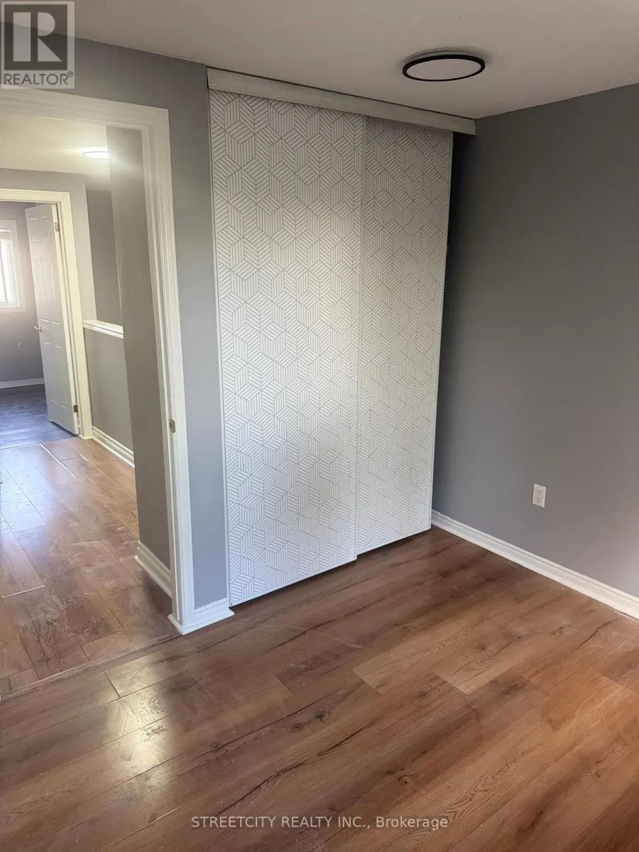 63 - 511 ADMIRAL DRIVE, #63