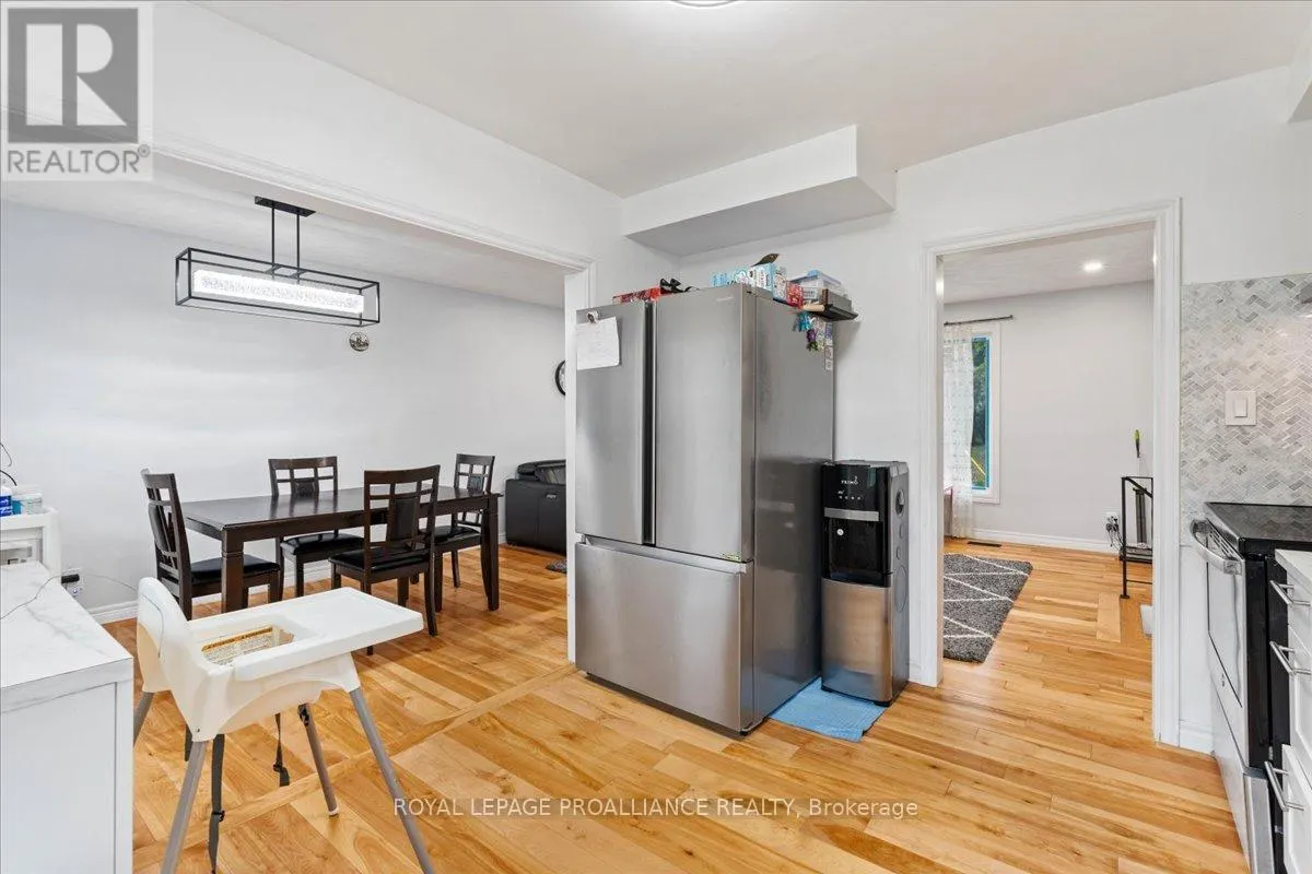 44 MEADOWVALE AVENUE